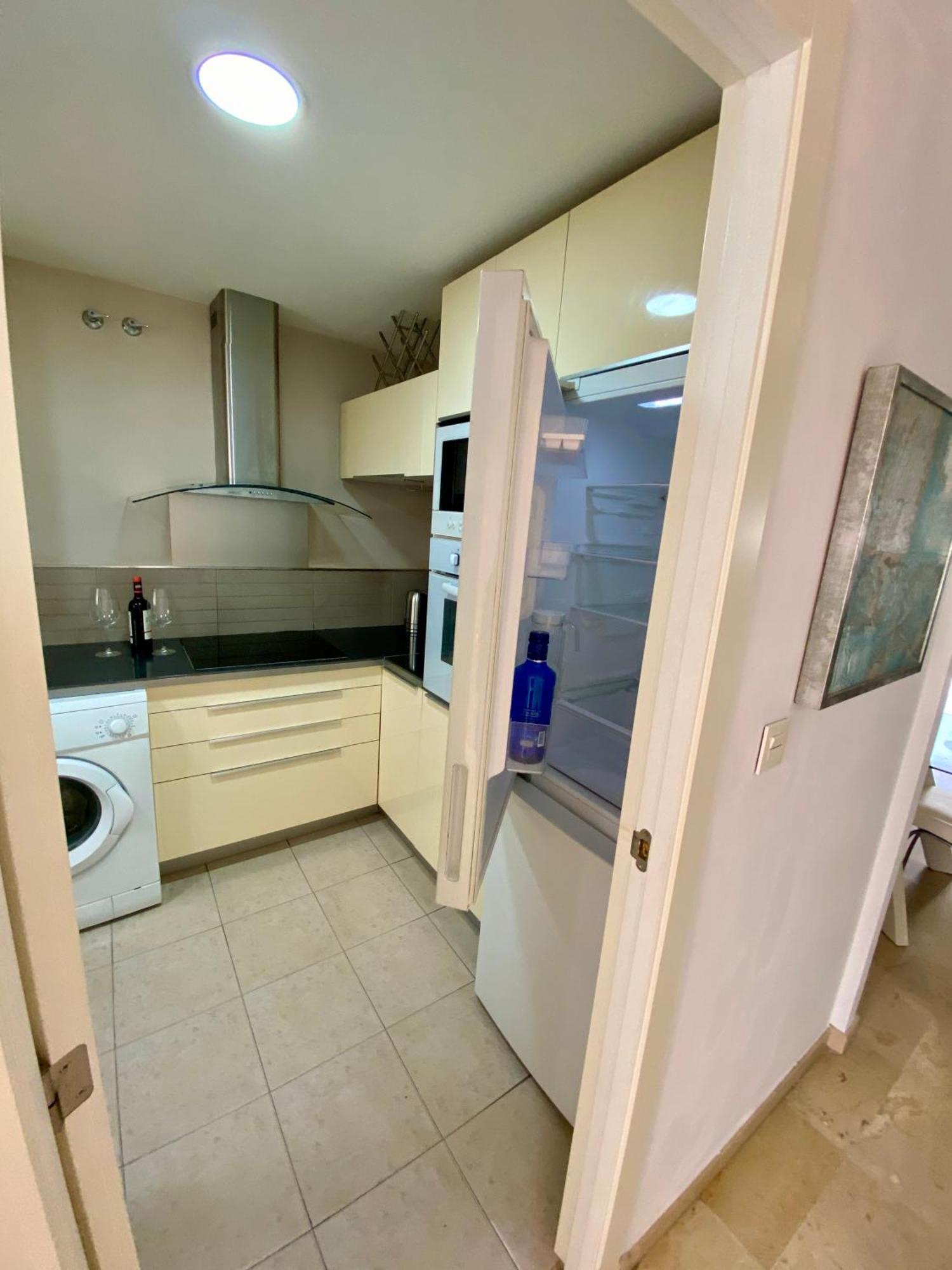 Con Vistas Y Terraza En Guadalmina Mad Apartamento Marbella